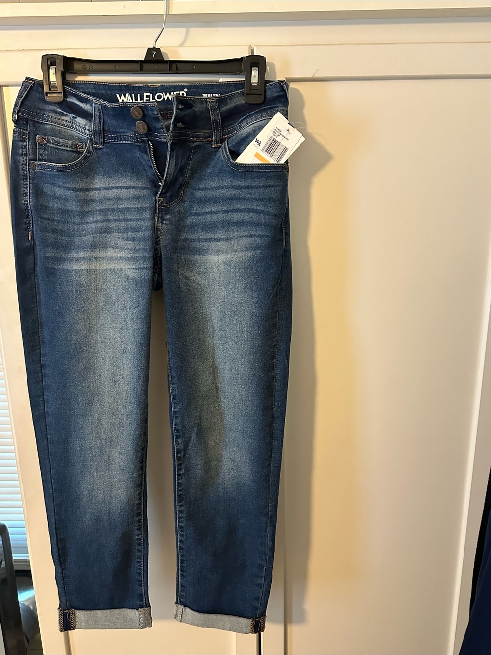 Wallflower Blue Cropped Cuffed Jeans - Picture 4 of 9